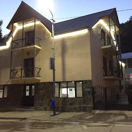 Guesthouse Gera 메스티아 외부 사진