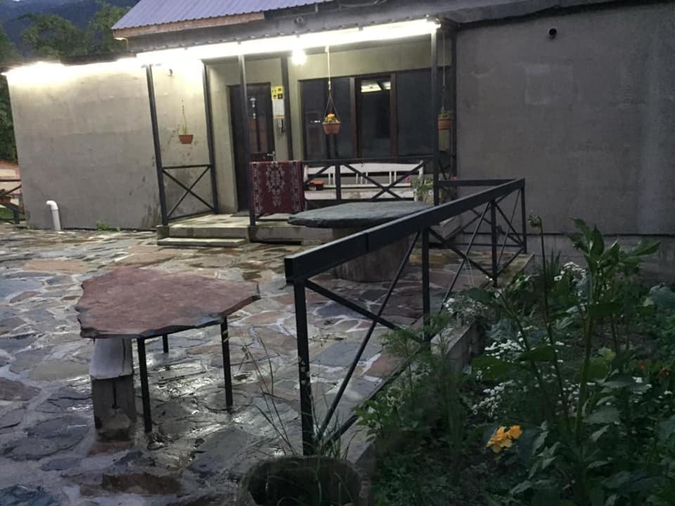 Guesthouse Gera 메스티아 외부 사진