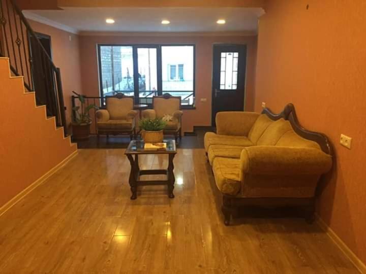 Guesthouse Gera 메스티아 외부 사진