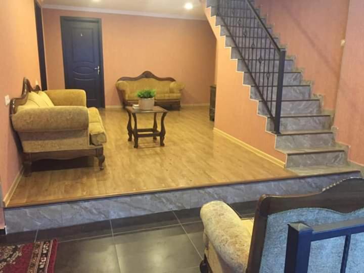 Guesthouse Gera 메스티아 외부 사진